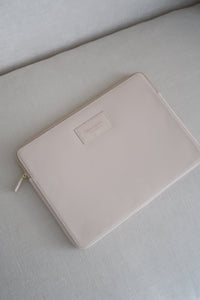 Beige laptop case