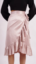 Load image into Gallery viewer, Rebecca skirt in Champagne pink from Obsession Stockholm